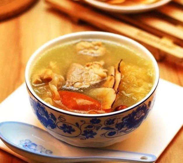 明星煲汤，文化与健康的完美融合之菜